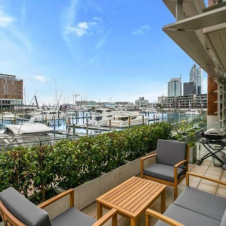 Elegant & Sunny Living With Stunning Marina Views Apartment Auckland Exterior photo